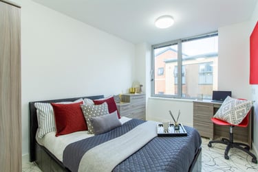 1 bed studio, Queens Terrace, City Centre, Southampton, SO143LR - Image 11